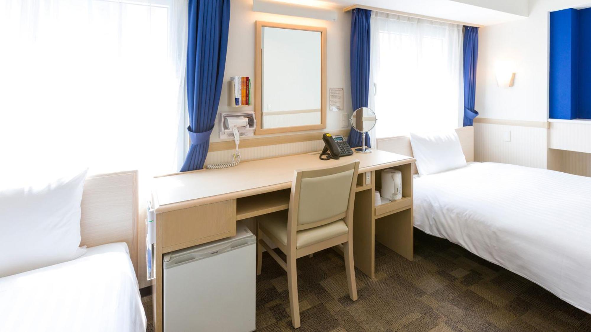 Toyoko Inn Saitama Misato Ekimae 객실 사진