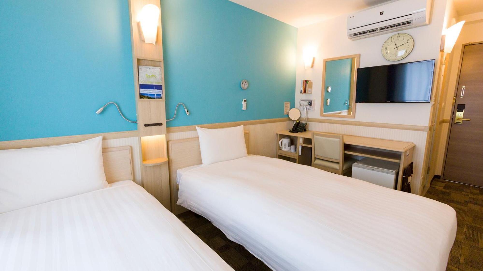 Toyoko Inn Saitama Misato Ekimae 객실 사진