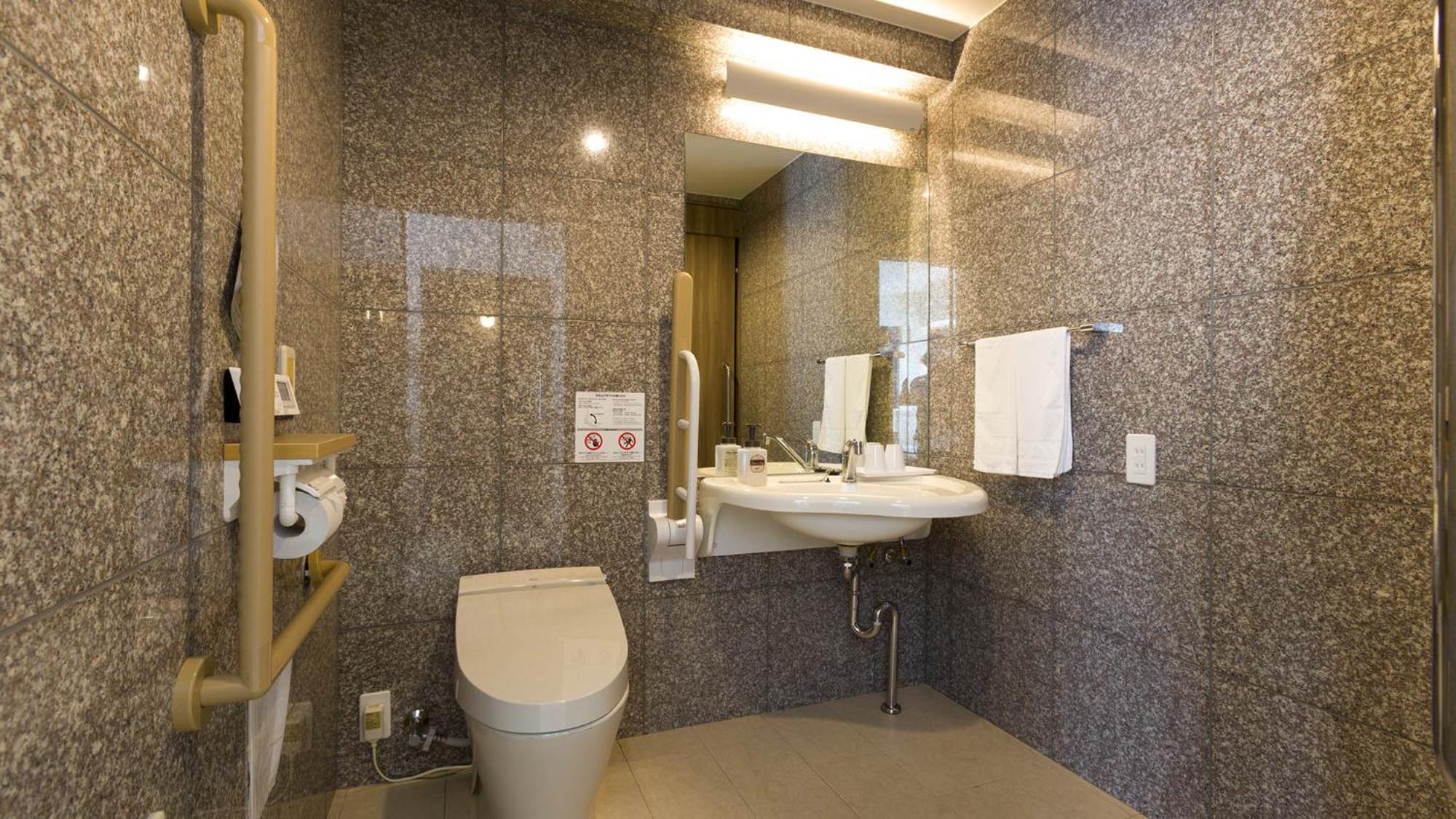 Toyoko Inn Saitama Misato Ekimae 객실 사진
